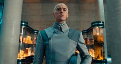 En esta imagen proporcionada por Lionsgate, Tom Blyth en una escena de 'The Hunger Games: The Ballad of Songbirds and Snakes'. (Lionsgate vía AP)