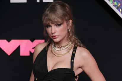 Este domingo Taylor Swift ofreció un segundo concierto en Brasil como parte de la gira 'The Eras Tour' que realiza por Latinoamérica, luego de que el evento del pasado 18 de noviembre se suspendió por las 'temperaturas extremas' y tras la muerte de la 'swiftie' Ana Benavides.