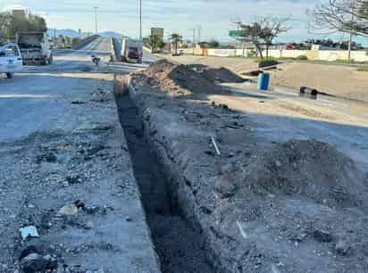 Inicia instalación de nuevo sistema de drenaje pluvial en bulevar Ejército Mexicano del municipio de Gómez Palacio. (EL SIGLO DE TORREÓN)