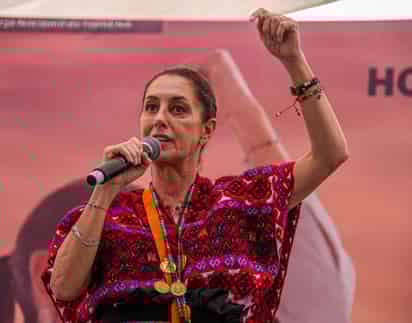 Sheinbaum reflexionó sobre la importancia de erradicar todo tipo de violencia contra las mujeres. (EFE)
