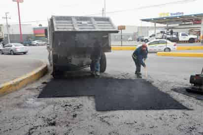 Cuadrillas avanzan de forma simultánea. (ISABEL AMPUDIA)