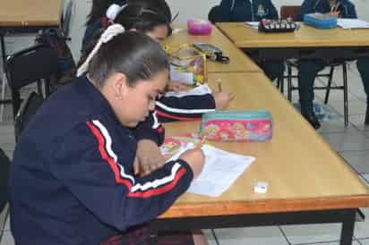 Ayer la Secretaría de Educación de Coahuila negó dificultades en el primer periodo de evaluación del presente ciclo escolar. (EL SIGLO DE TORREÓN)