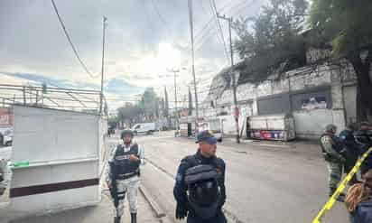 Varias casas y empresas resultaron dañadas tras el fuerte estruendo y proyectiles que volaron varios metros.