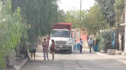 Presuntamente el hombre de 61 años de edad, se encontraba dormido sobre el pavimento cuando fue aplastado por camión de basura.