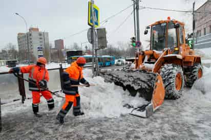 Termómetros en la ciudad pueden llegar a marcar los 20 grados bajo cero. (AP)