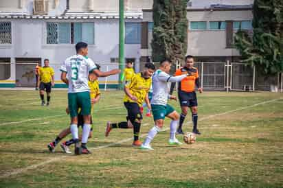 En juego celebrado en el campo del Club San Isidro. (CORTESÍA)