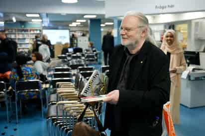 El escritor, poeta y dramaturgo noruego Jon Fosse, ganador del Premio Nobel de Literatura 2023, recibirá el galardón este domingo en Estocolmo, Suecia.