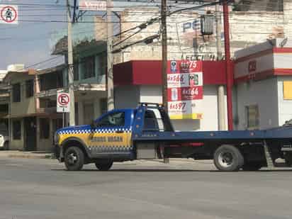 El Municipio negocia con diputados ajustes en tarifas por servicios de grúas; señala que no se han actualizado desde 2013.
