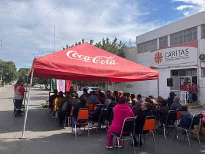 Por primera vez, Cáritas Gómez Palacio organizó una reliquia para personas en situación de calle. (EL SIGLO DE TORREÓN)