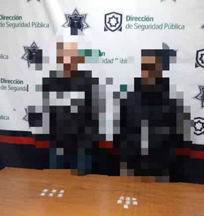 Caen dos hombres con 13 dosis de cristal en la colonia Perla del Oriente de Torreón.