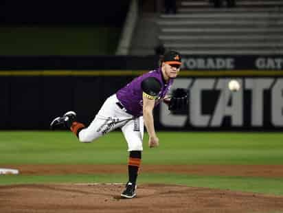 - Una joya monticular de Wilmer Ríos quien lanzó ocho entradas en blanco y el bateo del ligamayorista Isaac Paredes quien conectó su primer cuadrangular de la temporada e impulsó dos carreras guiaron este jueves al triunfo a los Naranjeros de Hermosillo 4 carreras a 0 ante los Algodoneros de Guasave