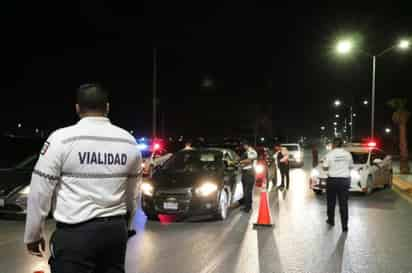 La Dirección de Tránsito y Vialidad mantendrá la vigilancia durante la temporada fuerte de las fiestas decembrinas. (EL SIGLO DE TORREÓN)