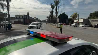 Espacios de estacionamiento alrededor del parque son limitados. (GUADALUPE MIRANDA)