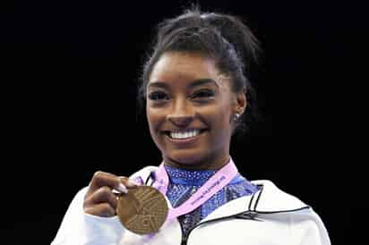 Tras dos años en los que no compitió, Simone Biles ganó su octavo campeonato nacional y su sexto oro en el 'all-around' en el Mundial (AP)