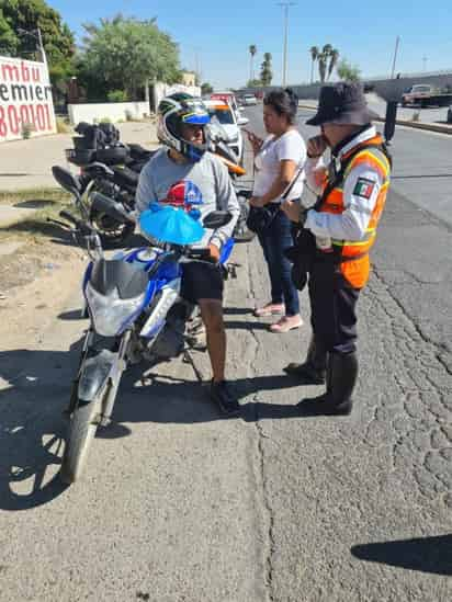 Este año se han incrementado considerablemente las multas a motociclistas, derivado de los diferentes operativos de prevención de accidentes. (EL SIGLO DE TORREÓN)