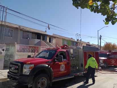 Fuego consume vivienda de la colonia Rincón La Merced de Torreón