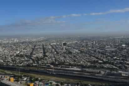 El Servicio Meteorológico Nacional informó que el frente frío 27 se desplazará sobre el oriente y sureste de la República Mexicana. (ARCHIVO)