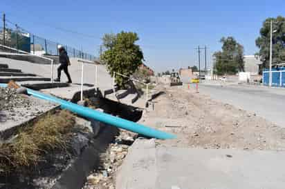 El director general de Conagua informó ayer que ya opera un módulo con 600 litros por segundo. (FERNANDO COMPEÁN / EL SIGLO DE TOREÓN)