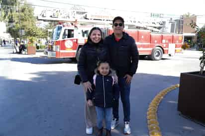 Salma, Luciana y Fer (EL SIGLO DE TORREÓN / ENRIQUE CASTRUITA)