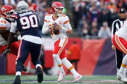 Mahomes ha ganado dos anillos de campeón, y ha sido dos veces Jugador Más Valioso de la temporada y del Super Bowl.  (ARCHIVO)