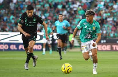 Santos pierde ante León en Nou Camp. 