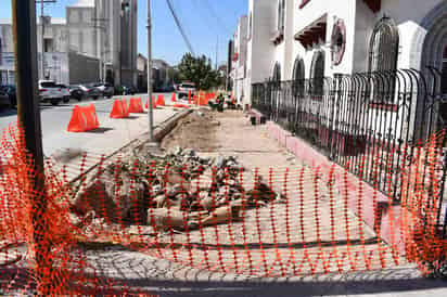 El alcalde de Torreón aseguró que el viernes se tomará una decisión respecto a si continúan los trabajos del Corredor Matamoros o se suspenden. (FERNANDO COMPEÁN / EL SIGLO DE TORREÓN)