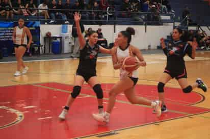 En el basquetbol tanto femenil como varonil en ambas categorías, derrotaron a casi todos sus rivales, pero cuando
les tocó medirse frente a los locales duranguenses no pudieron obtener el triunfo y el pase al Macro (IED)