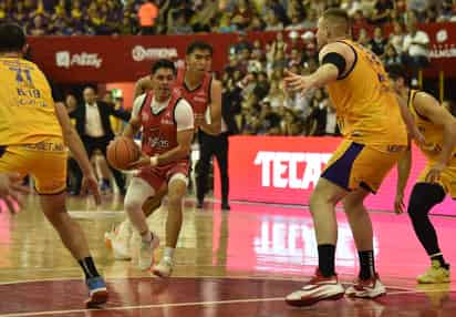 Partido entre Toros Laguna y Dorados de Chihuahua.  (ARCHIVO)