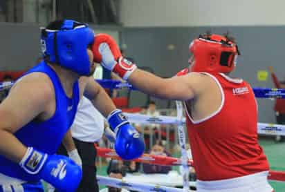 Combate en el Gimnasio Municipal Luis L. Vargas de Gómez Palacio (IED)