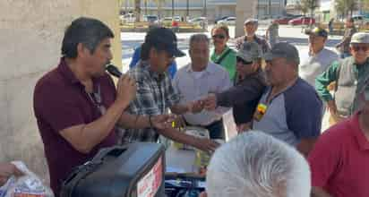 Exobreros de Altos Hornos amenazan con bloqueos. (EL SIGLO DE TORREÓN)