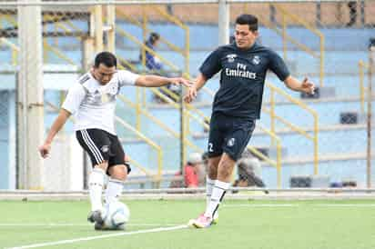 En diferentes escenarios de la región, se espera una gran actividad en la cuestión futbolística, en las categorías Máster y Veteranos (ARCHIVO)