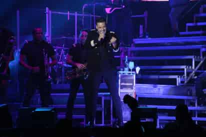 Carlos Rivera en su último concierto en Torreón. 