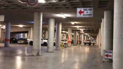 Estacionamiento subterráneo de la Plaza Mayor. (MA. ELENA HOLGUÍN)