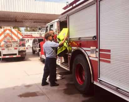 Bomberos de San Pedro. (MARÍA DE JESÚS VÁZQUEZ)