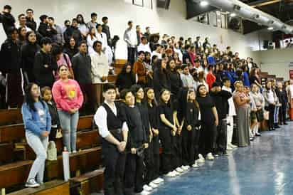 Esta mañana se inauguró la vigésima tercera edición de las Jornadas Intercolegiales de la región Lagunera de Coahuila y Durango que se realiza los días 19 y 20 de marzo con el fin de impulsar actividades académicas, deportivas y culturales entre estudiantes de educación primaria, secundaria y preparatoria