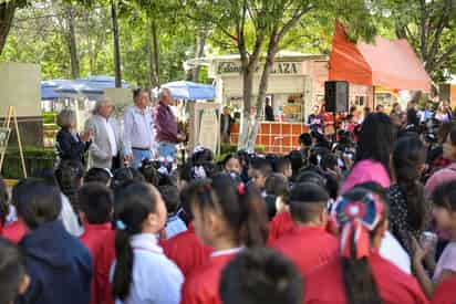 Feria con motivo del Día Mundial del Agua. (DIANA GONZÁLEZ)