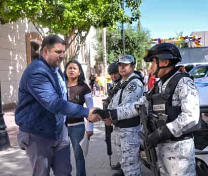 Este lunes el alcalde, Homero Martínez Cabrera, encabezó el arranque del Operativo Semana Santa Segura 2024, dirigido a la prevención de incidentes en el municipio, y contó con la participación de más de 300 elementos de las diversas dependencias de seguridad de la región y voluntariado.