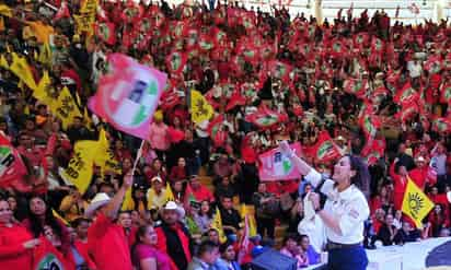 La candidata al Senado, Gaby Hernández López “La China”. (EL SIGLO DE TORREÓN)