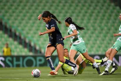 Las Guerreras tenía el punto asegurado, pero Aerial Chavarin se enfiló al arco y sentenció el duelo a dos minutos del final. (Jorge Martínez)