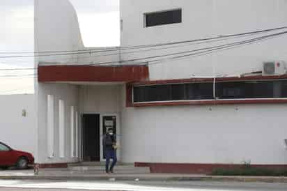 Menor de 14 años es localizada sin vida en su casa; su hermano intentó reanimarla