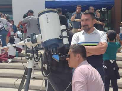 Desde el MUDE disfrutaron del eclipse solar en Saltillo