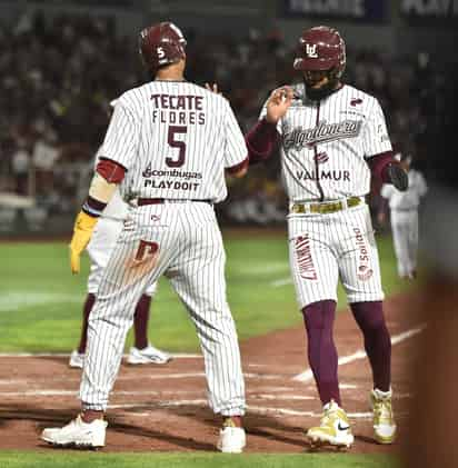 Tras un wild pitch, Didi Gregorius detonó un imparable hacia el derecho, para llevar a Alejandro Flores y a Allen Córdoba hacia el pentágono y poner el juego 4 por 1.