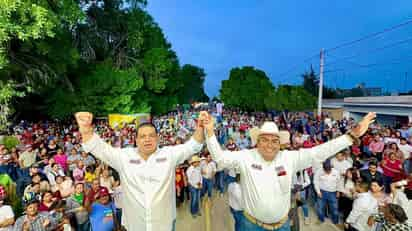 Alejandro Mata Valadez, candidato por el Distrito 10. (DIANA GONZÁLEZ)