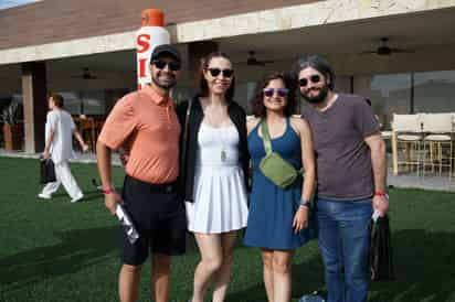 Arturo, Kristen, Karla y Drew (EL SIGLO DE TORREÓN / ENRIQUE CASTRUITA)