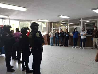 Protocolo “Mochila Segura” en el Instituto 18 de Marzo. (DIANA GONZÁLEZ)