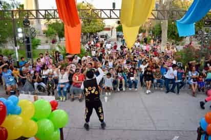 Con una feria el DIF San Pedro festeja a los niños y niñas