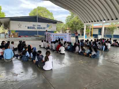 Visita a la la escuela primaria Miguel Hidalgo. (DIANA GONZÁLEZ)