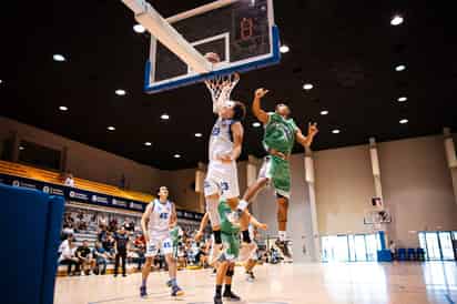 
El baloncesto varonil lució y llegó hasta la final, donde derrotaron a los Halcones de la UAL, para quedar primeros.
