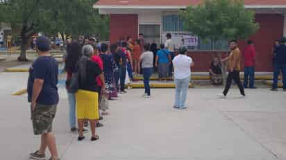 Gran afluencia en casillas de Piedras Negras. 