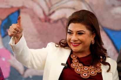 Aspectos de la emisión del voto por parte de Clara Brugada, candidata de Morena a la Jefatura de la Ciudad de México. Domingo 2 de junio de 2024. Foto: Agencia EL UNIVERSAL/Luis Camacho/RDB.